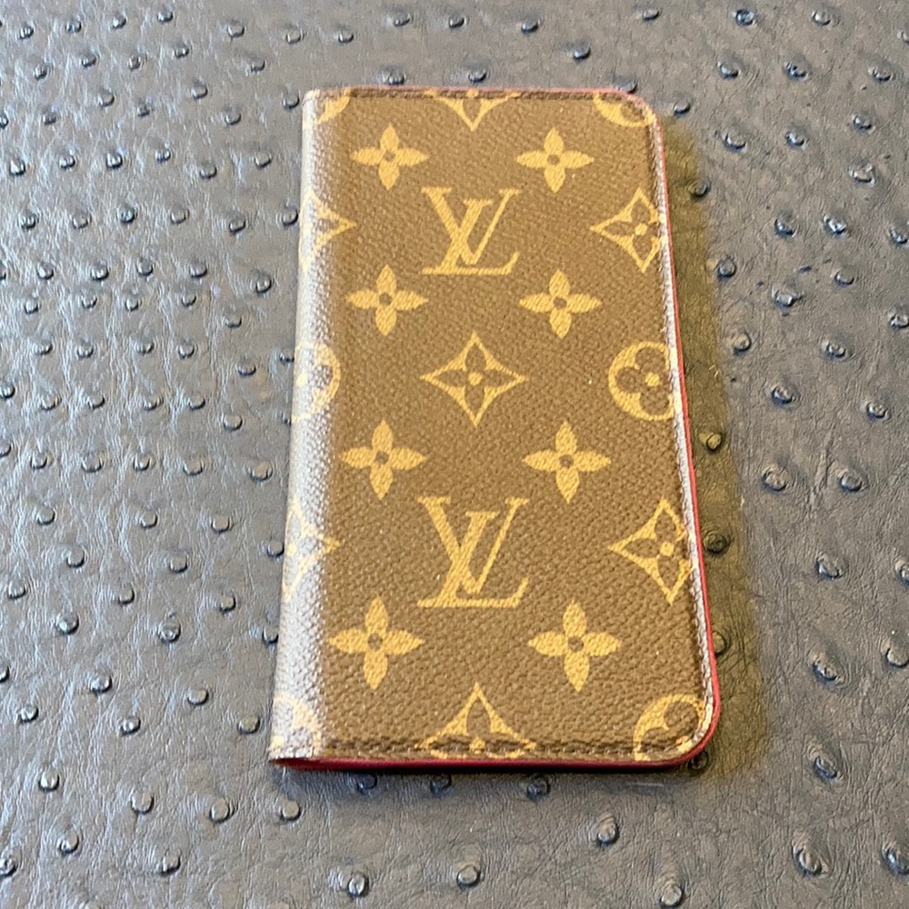 Louis Vuitton Cell Phone Case (iPhone 6S)